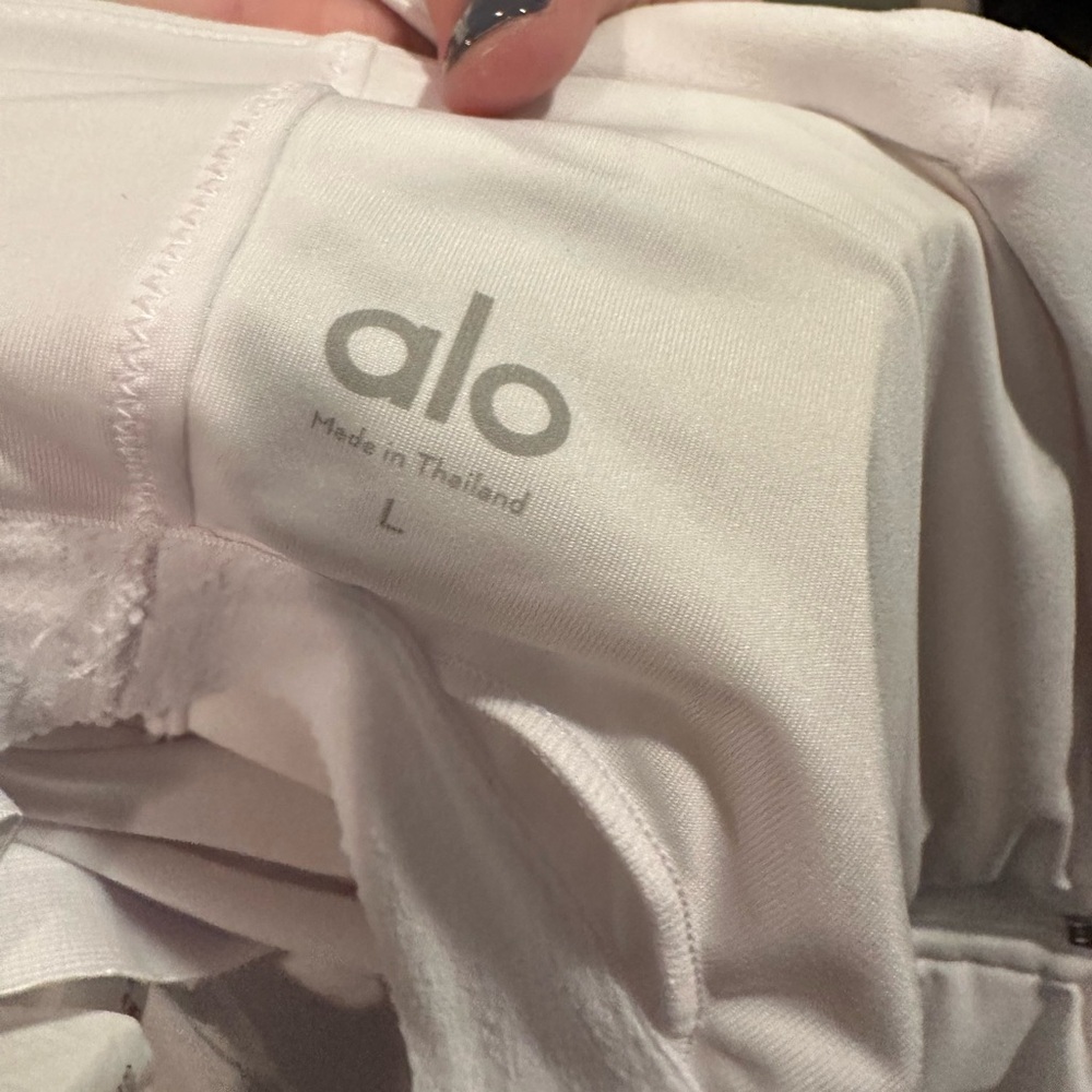 NWOT Alo Yoga AloSoft Showcase Dress in White - Picture 8 of 8